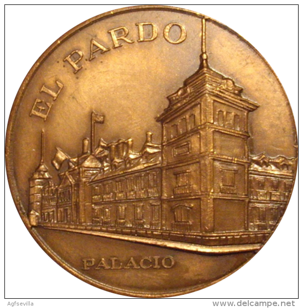 ESPAÑA. FRANCISCO FRANCO. MEDALLA III ANIVERSARIO 1.978. PALACIO DEL PARDO. ESPAGNE. SPAIN - Royaux/De Noblesse