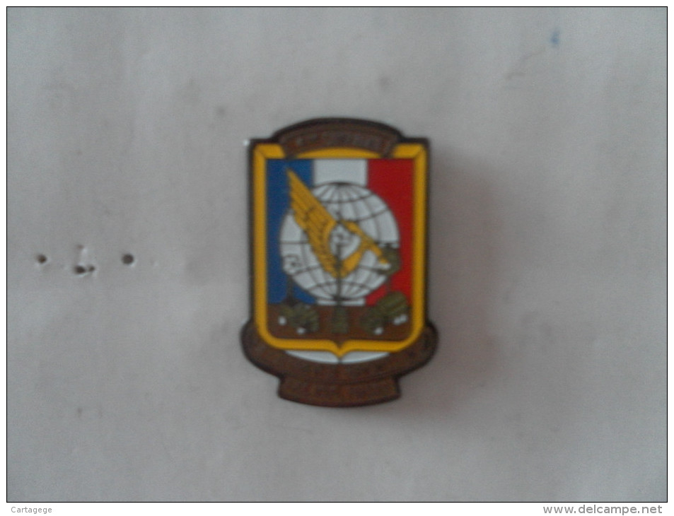 N° 652 : PIN´S4eme COMPAGNIE DES TRANSMISSIONS - Militaria