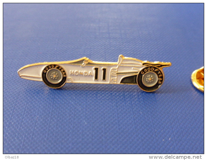 Pin´s Formule 1 F1 - N° 11 - Voiture Course Automobile - Honda Good Year (JB28) - Car Racing - F1