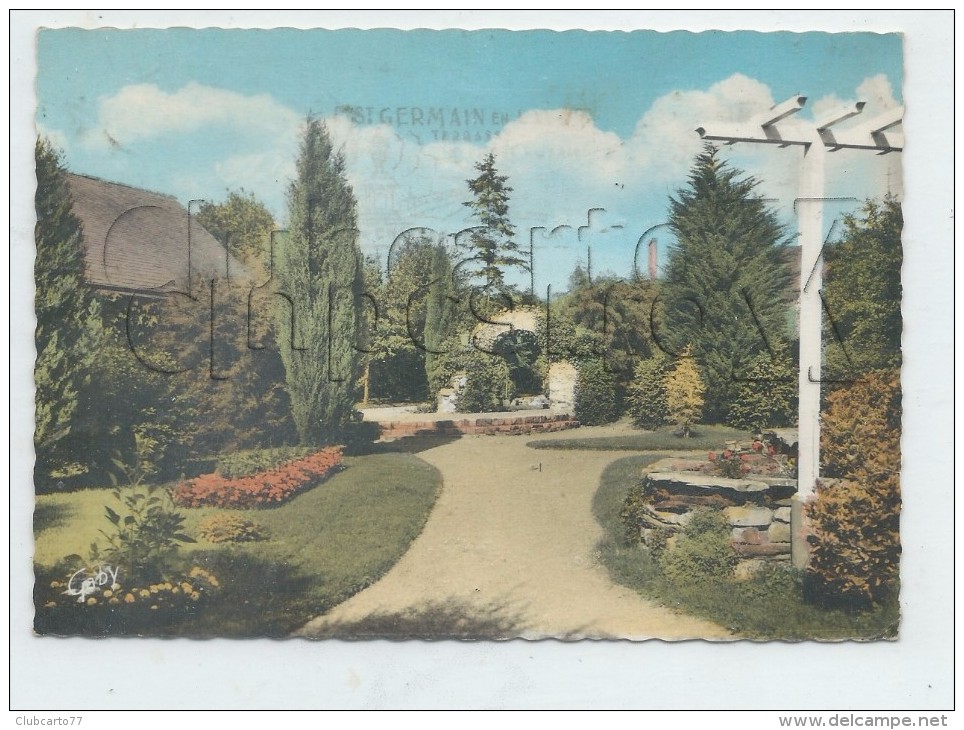 Guémené-Penfao (44) :Les Jardins De L´Hotel Douard De Beslé En 1960 GF. - Guémené-Penfao