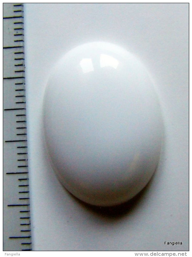 Cabochon Ovale Jade Blanc Pierre Semi-précieuse Environ 25x18x6mm  Une Très Jolie Pierre à Décliner Selon Votre Goût! - Perle