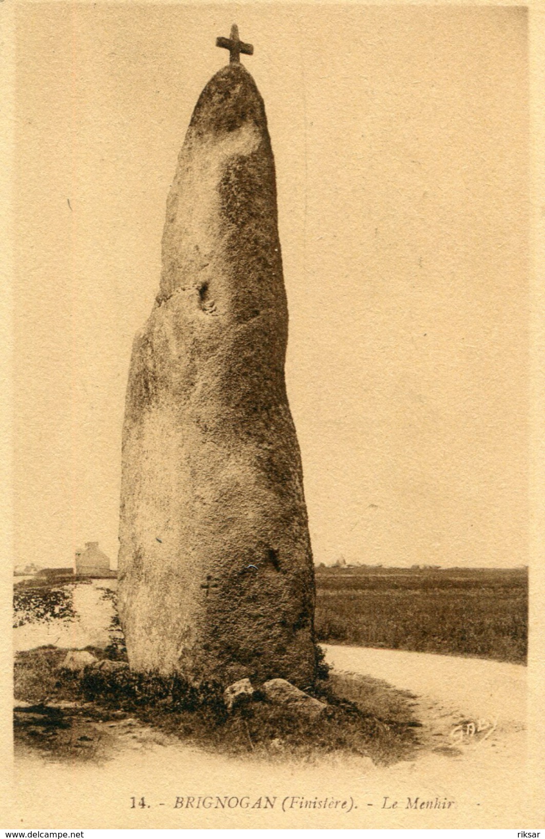 DOLMEN(BRIGNOGAN) - Dolmen & Menhire