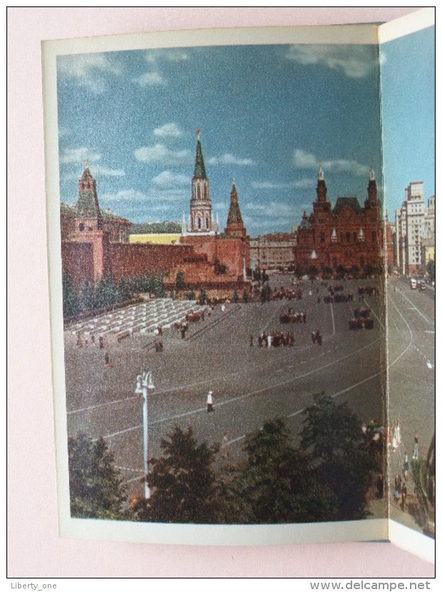 Moskou - Mockba Moscow ( CARNET with 23 Views, some take 2 pages / Look Photo for detail please ) Booklet Anno ? !!