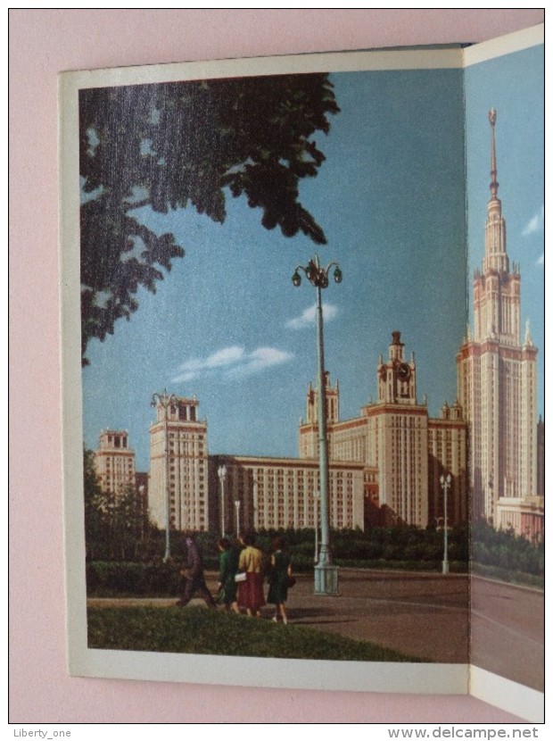 Moskou - Mockba Moscow ( CARNET with 23 Views, some take 2 pages / Look Photo for detail please ) Booklet Anno ? !!