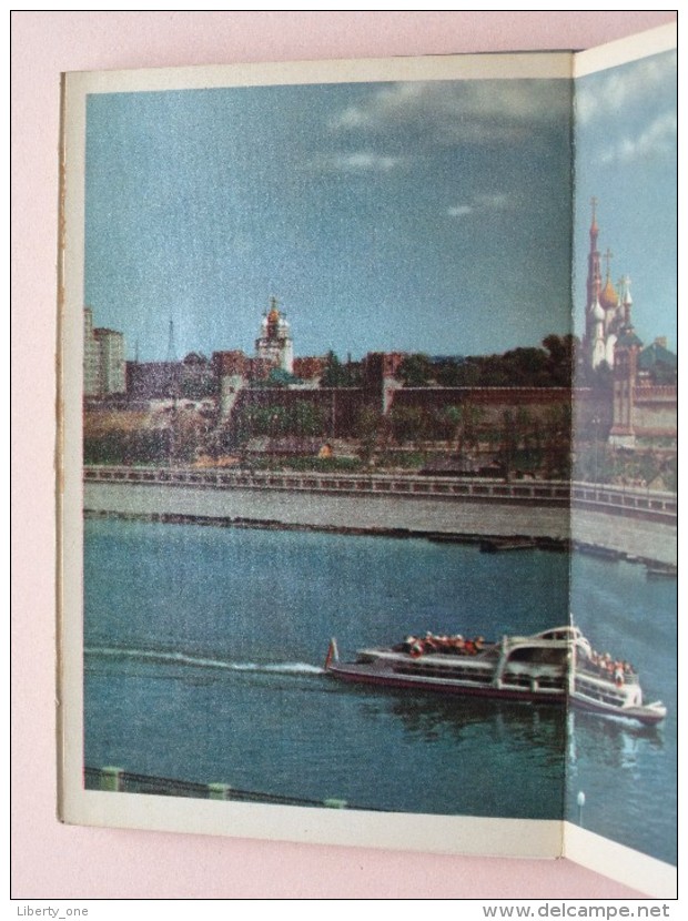 Moskou - Mockba Moscow ( CARNET with 23 Views, some take 2 pages / Look Photo for detail please ) Booklet Anno ? !!