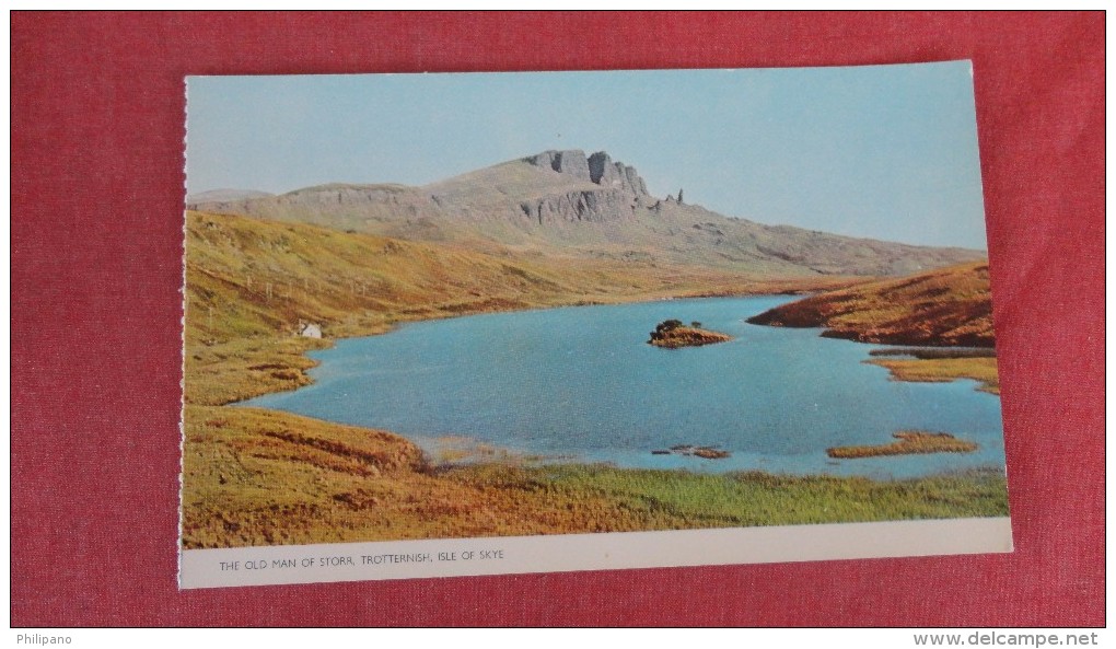 Old Man Of Storr   Isle Of Skye ===== Ref  2191 - Autres & Non Classés