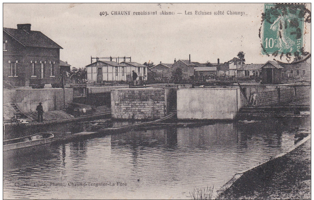 CPA  De  CHAUNY  (02)  -  Vue Des Ecluses (côté Chauny)     //  TBE - Chauny