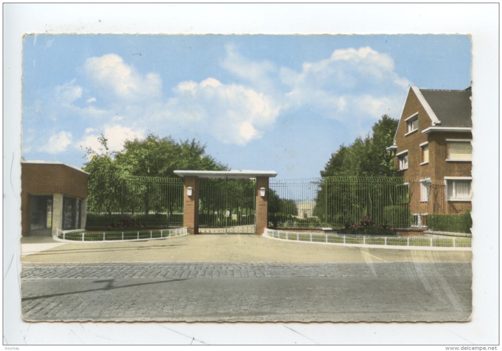 Saint André Les Lille - Hopital Psychiatrique Des Frères Saint Jean De Dieu : L'entrée (ed Zeghers Neuve) - Autres & Non Classés