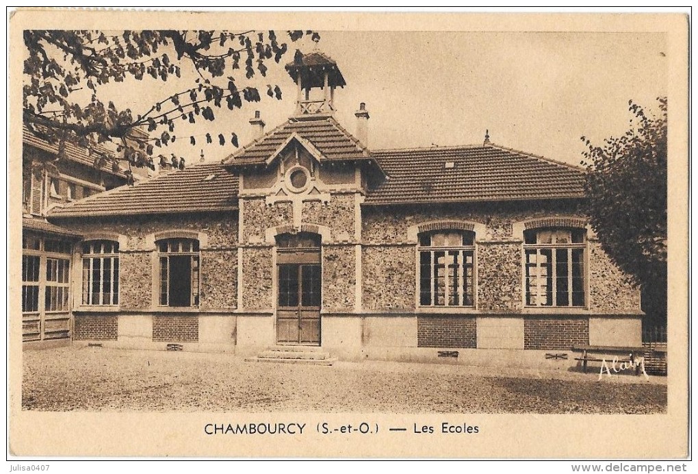 CHAMBOURCY (78) Façades Des Ecoles - Chambourcy