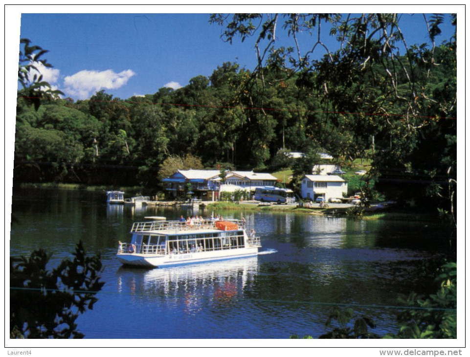 (244) Australia - QLD - Lake Barrine - Atherton Tablelands