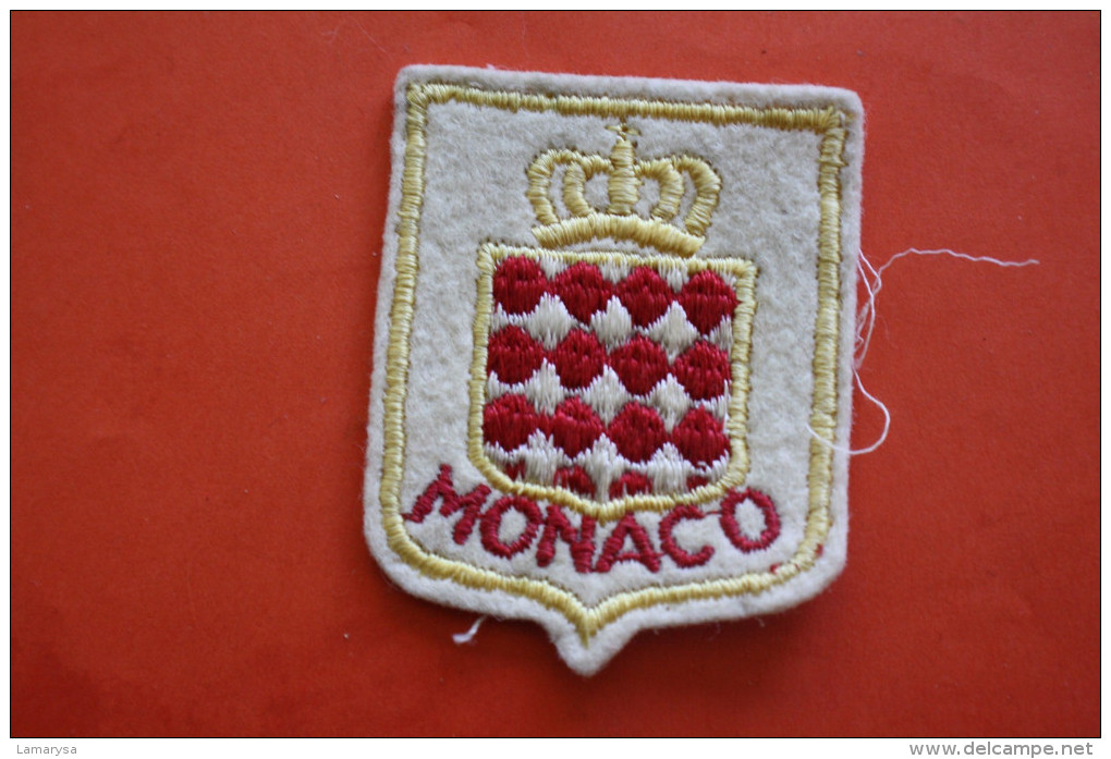 MONACO MONTE-CARLO  BLASON ECUSSON TISSU Brodé Ecussons Tissu  VOIR RECTO & VERSO - Scudetti In Tela