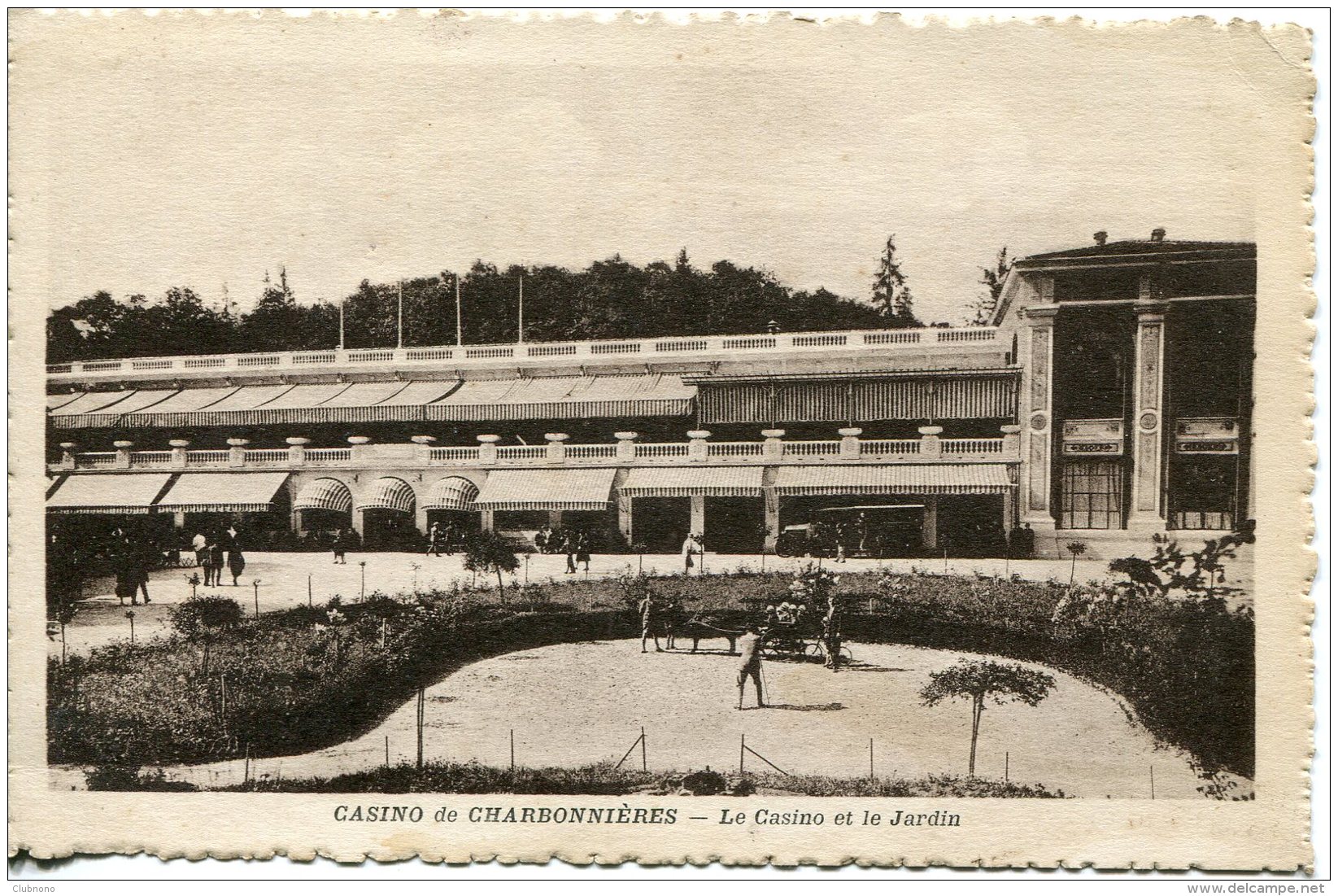 CPA -  CHARBONNIERES - LE CASINO ET LE JARDIN - Charbonniere Les Bains