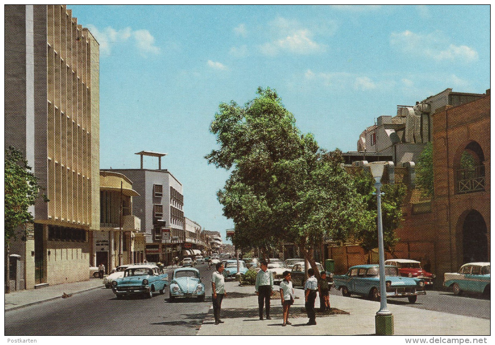 ÄLTERE POSTKARTE REVOLUTION (THOWRAH) STREET BASRAH VW KÄFER Irak Iraq Postcard Ansichtskarte AK Cpa - Iraq