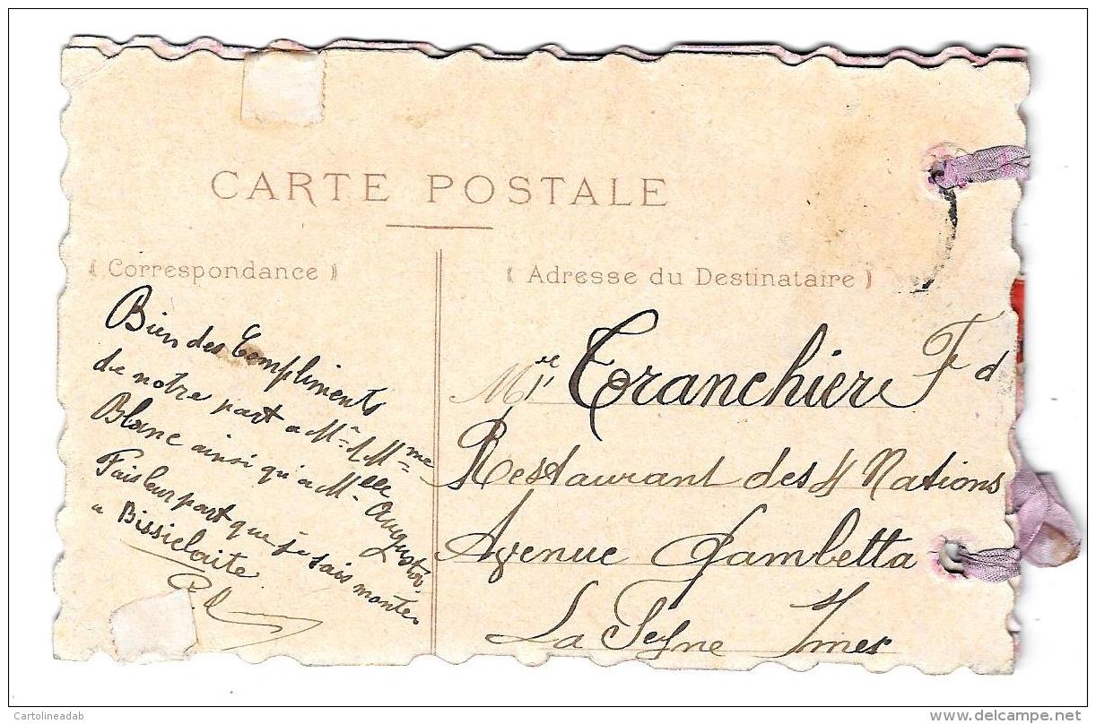 [DC2752] CPA - CARTOLINA - DONNA CON FIORI - SI APRE CON 4 FACCIATE LEGATA CON FIOCCHI - Viaggiata 1908 - Old Postcard - Donne