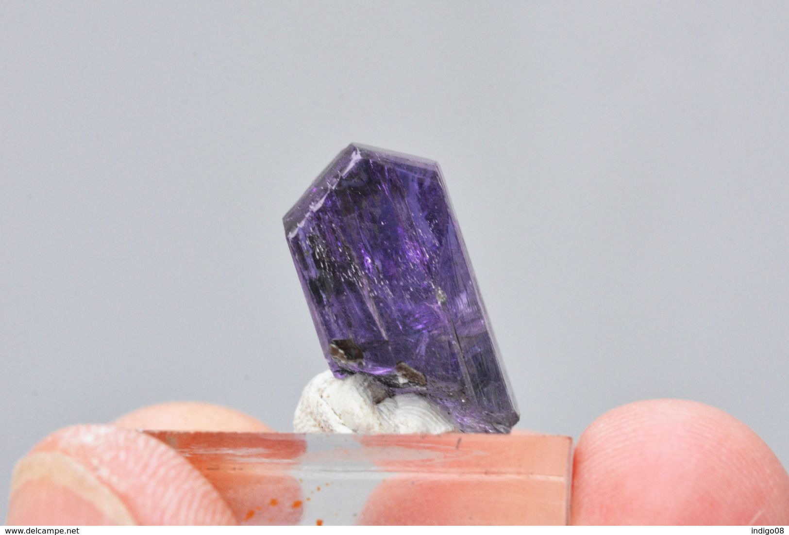 Tanzanite, Arusha, Tanzania: 300 - 50 % - Mineralen