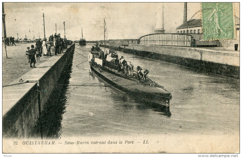 SOUS MARIN(OUISTREHAM) - Sous-marins