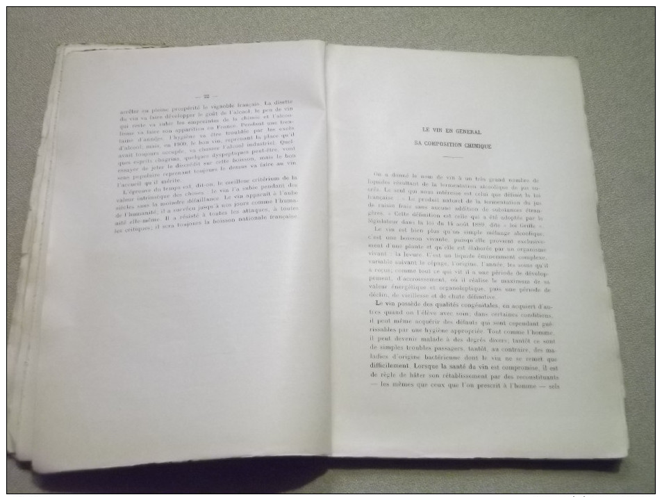 "LE VIN NATUREL"   Sa Valeur Dans La Prophylaxie De L´alcoolisme.  Par Le Dr Paul Martin.    1933. - Scienza