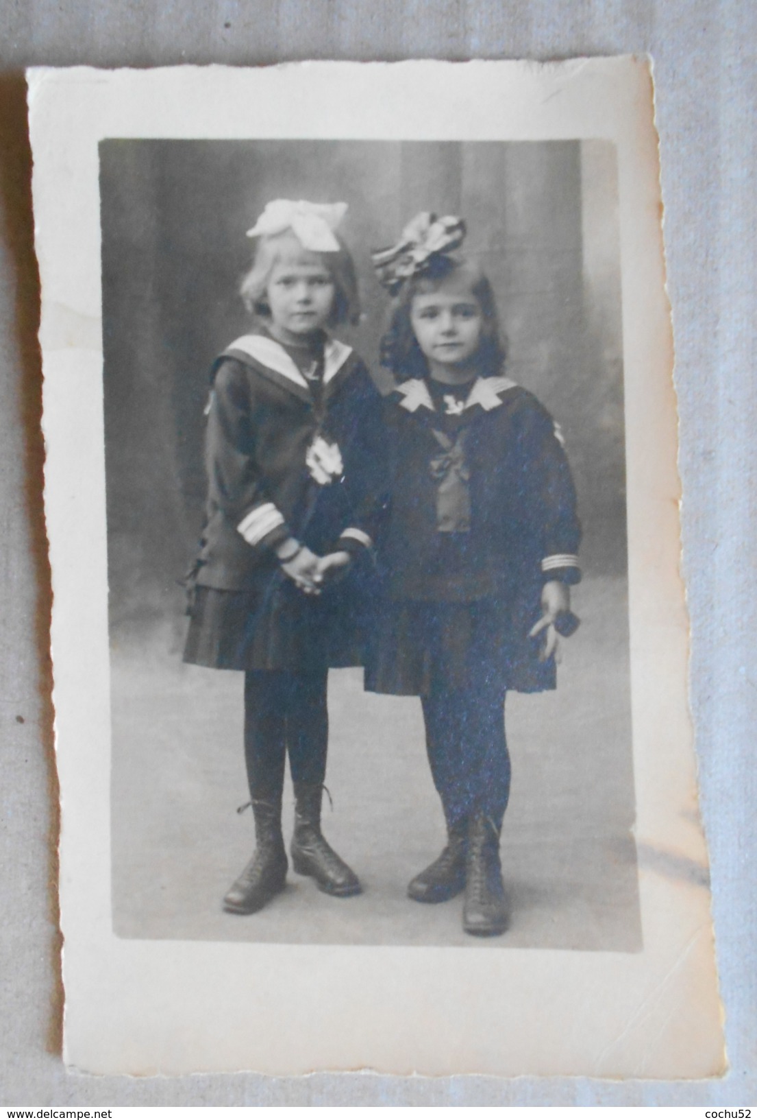 Carte Postale---2 Jeunes Filles (photographe Rosbach, Rue Godefroid, à Namur) - Altri & Non Classificati