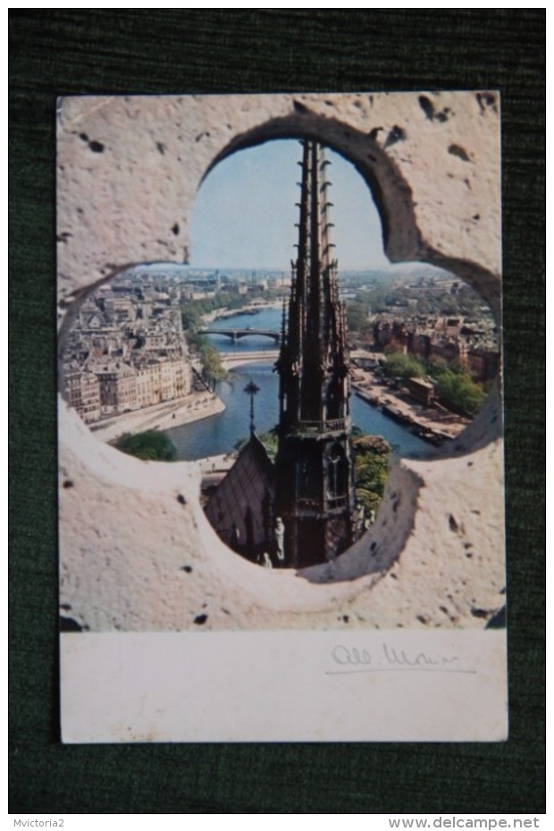 Albert MONIER - Photographe - PARIS, La SEINE Et La FLECHE De NOTRE DAME. - Monier