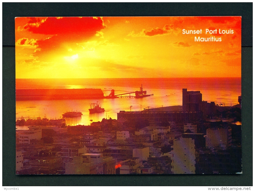 MAURITIUS  -  Port Louis  Sunset  Unused Postcard - Mauritius