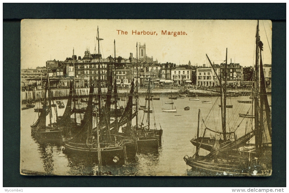ENGLAND  -  Margate  The Harbour  Unused Vintage Postcard - Margate