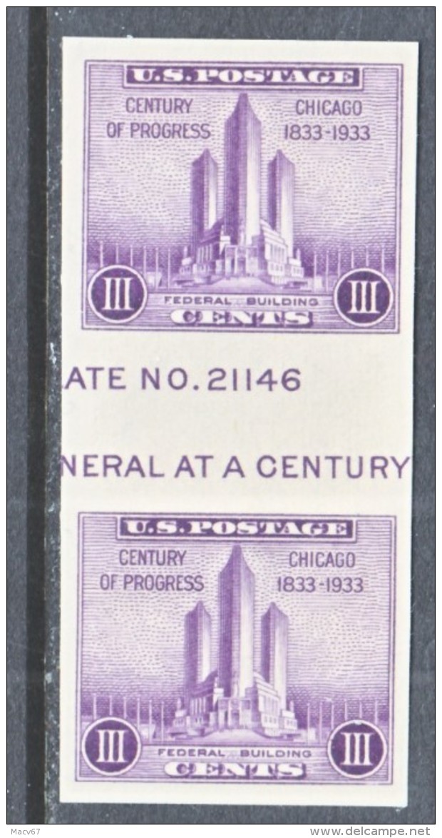 U.S. 767      **  GUTTER - Unused Stamps
