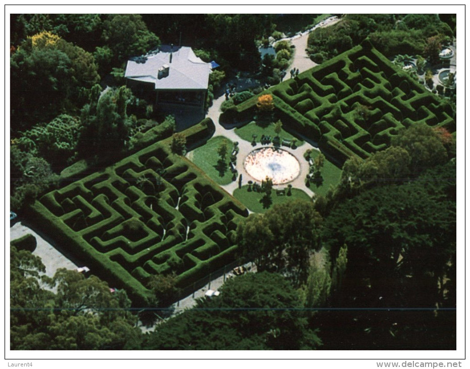 (128) Australia - VIC - Ashcombe Maze (4 Cards) - Coffs Harbour