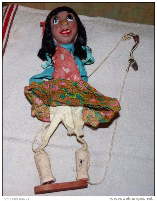 ANCIENNE VIEILLE MARIONNETTE RECHO AU MEXIQUE A RESTAURER GITANE 37 CM - Puppets