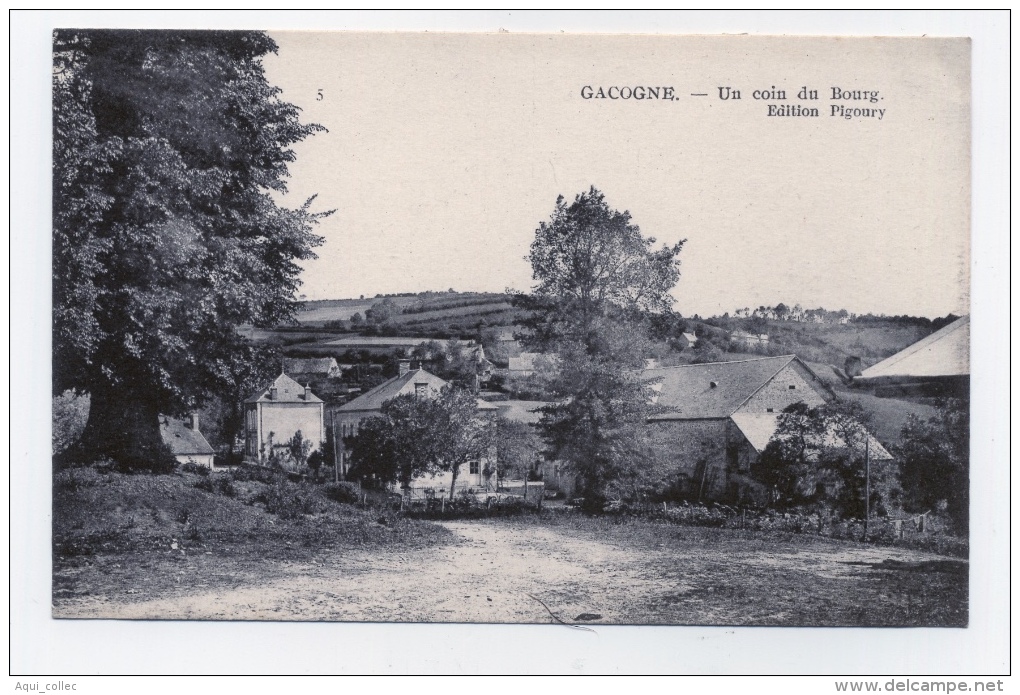 GACOGNE      58 NIEVRE     UN  COIN  DU  BOURG - Autres & Non Classés