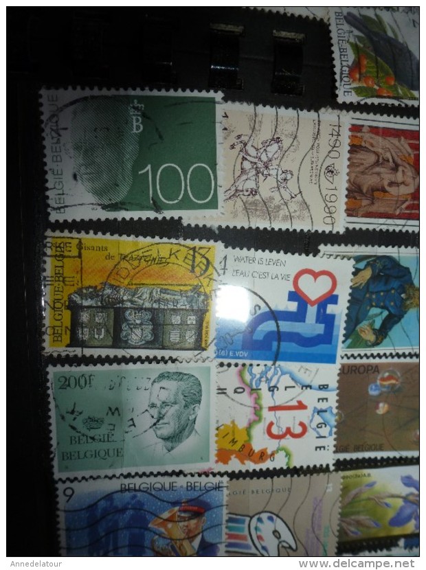 Album comprenant divers timbres anciens (Belgique,Australia,Andore,France,New-Zealand,Monaco dont Olympiades)