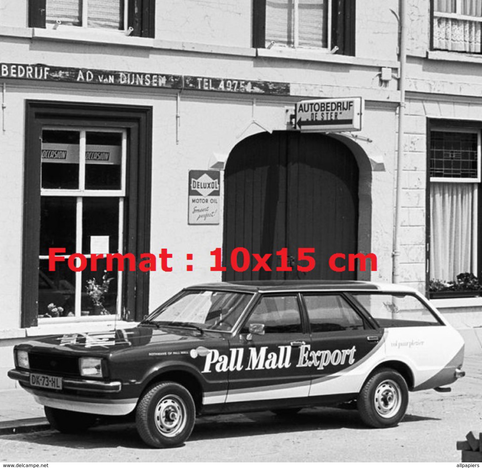 Reproduction D'une Photographie D'une Ford Break Pour Pall Mall Export - Autres & Non Classés