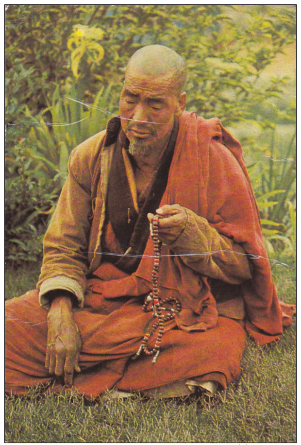 BHUTAN , PU-1978 , A Lama In Deep Prayer - Bhutan