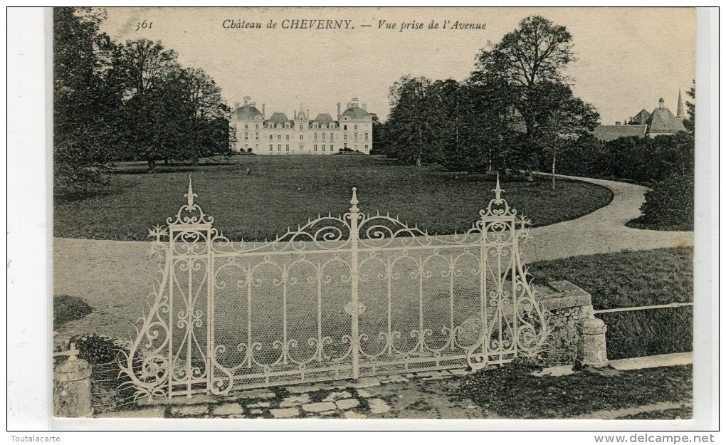 CPA 41 CHATEAU DE CHEVERNY VUE PRISE DE L AVENUE - Cheverny