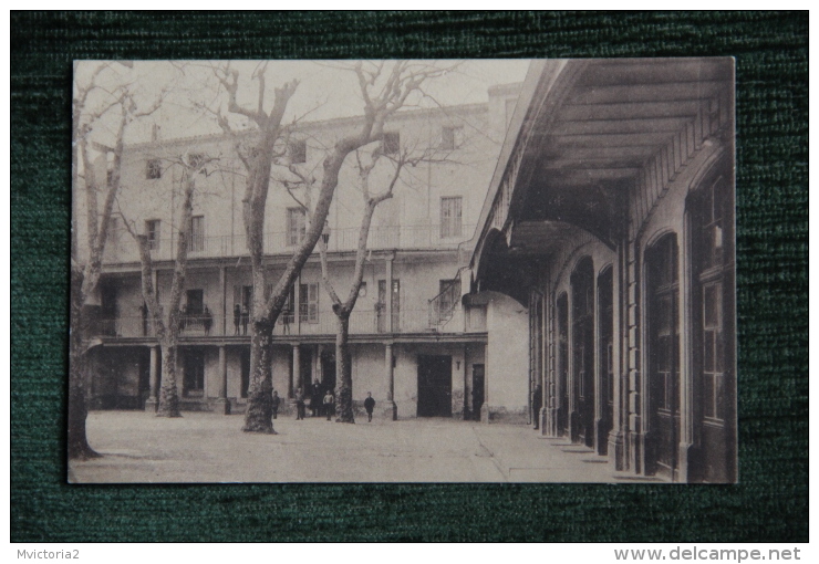 BEZIERS - Pensionnat De L´Immaculée Conception, 5 Place ST APHRODISE,Parloir, Procure Et Infirmerie - Beziers