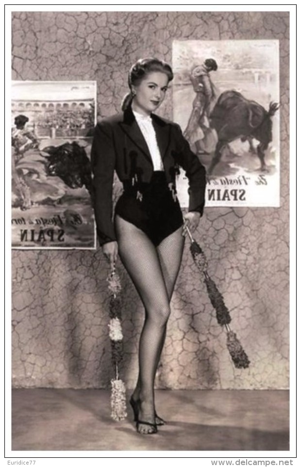 Sexy MARTHA HYER Actress PIN UP PHOTO Postcard - Publisher RWP 2003 (06) - Artiesten