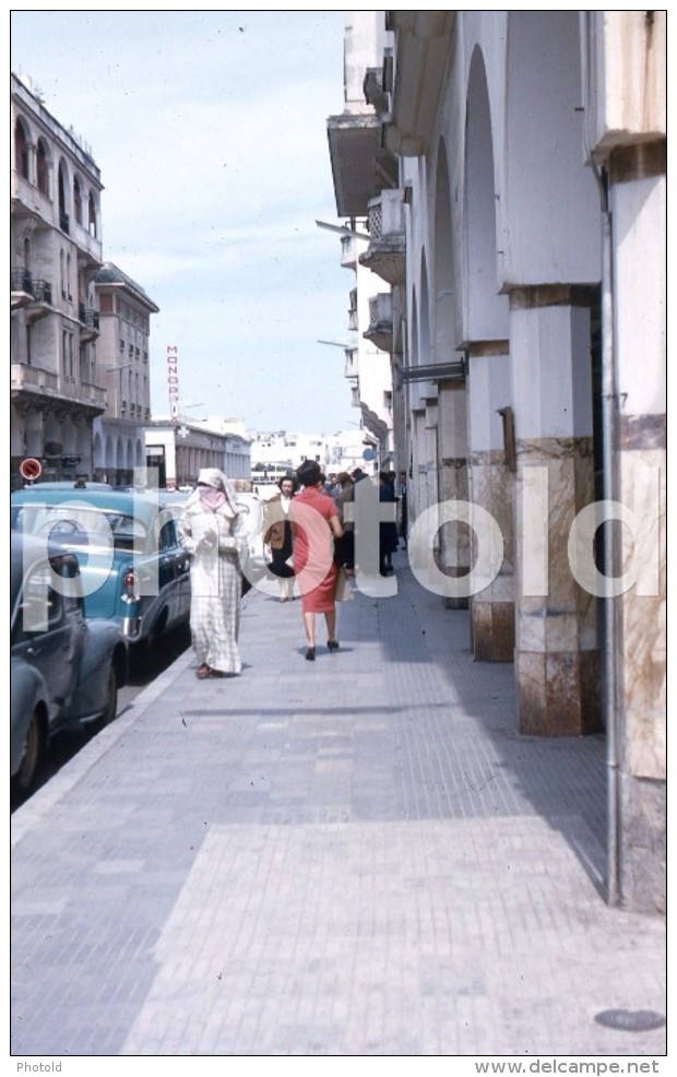 60s STREET SCENE MONOPRIX CAIRO EGYPT  35 Mm  DIAPOSITIVE SLIDE No PHOTO FOTO - Diapositives