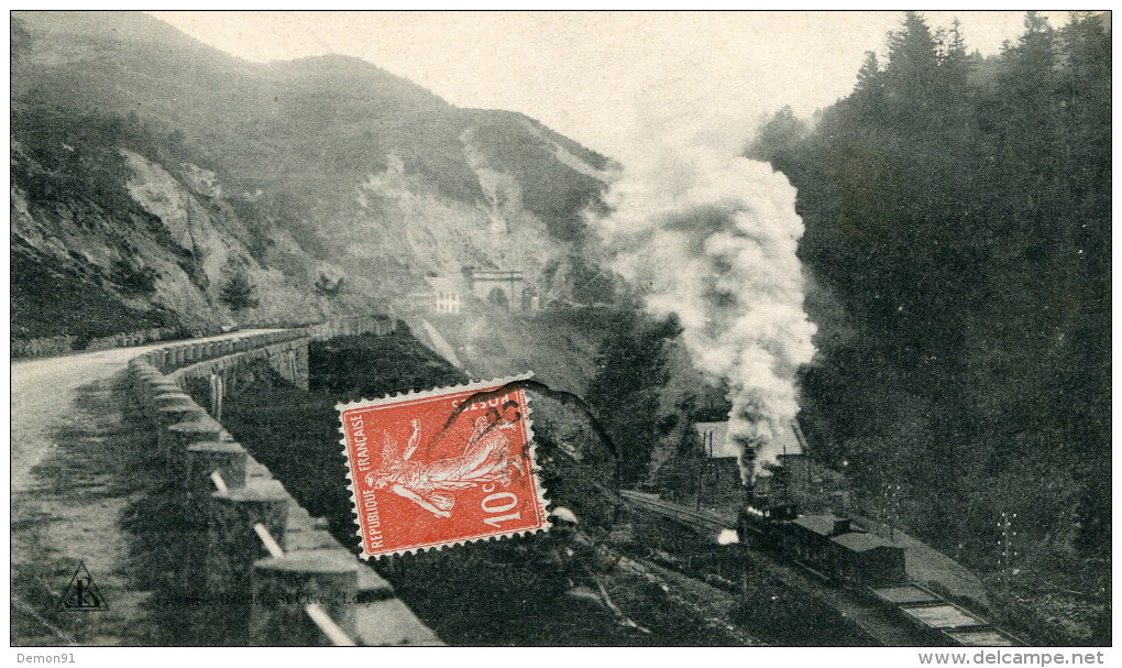 CPA - L'auvergne - Le Lioran - Arrivée D'un Train En Vue Des Tunels  - Circulée En 1910 - TBE - - Autres & Non Classés