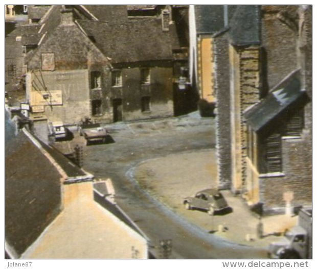 CPSM  44    HERBIGNAC     VUE AERIENNE SUR CENTRE VILLE    L EGLISE - Herbignac