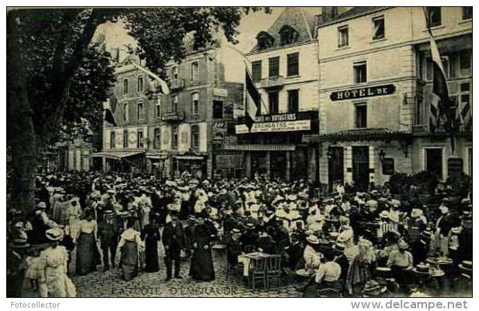 Saint Malo : Place Chateaubriand (35) - Saint Malo