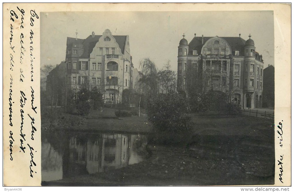 CARTE PHOTO - MULHEIM - BELLES MAISONS - CARTE VOYAGEE EN 1913. - Muelheim A. D. Ruhr