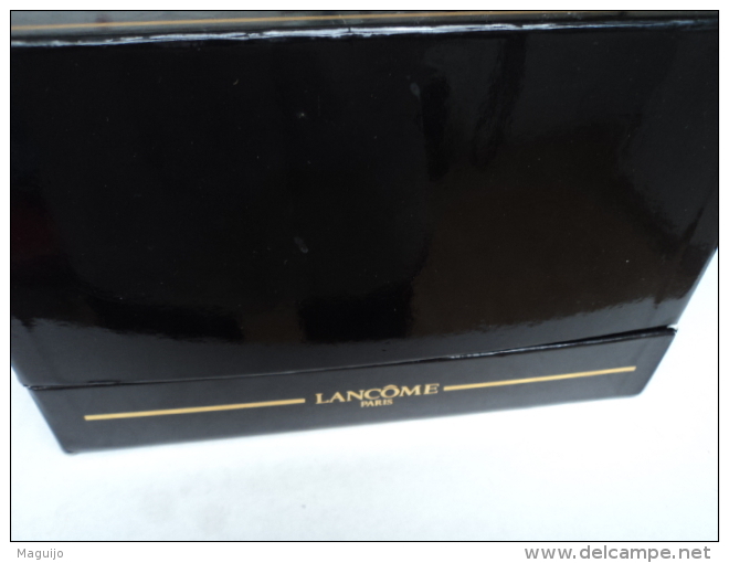 LANCOME " MAGIE  NOIRE" COFFRET  VIDE  RESTE LE SUPPORT  LIRE ET VOIR!! - Miniatures Femmes (avec Boite)