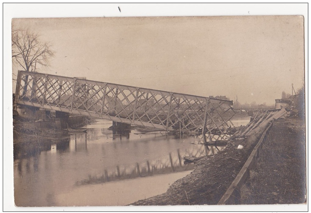 Kortrijk: Railway Bridge Over Canal. (Fotokaart) - Kortrijk