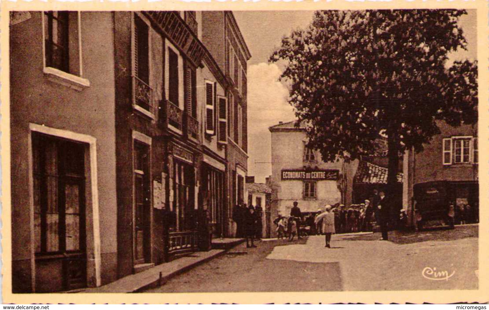 CRÉMEAUX - Place De L'Eglise - Autres & Non Classés