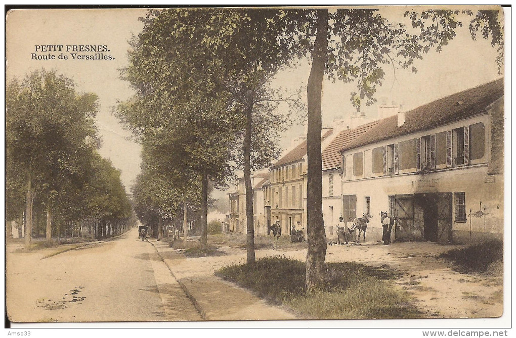 588. CPA 94 PETIT FRESNES. ROUTE DE VERSAILLES - Fresnes