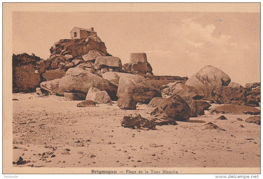 CPA FINISTERE BRIGNOGAN  PLAGE ET TOUR BLANCHE  EDITION ALEXANDRE BAZAR ECRITE 2 SCANS - Brignogan-Plage