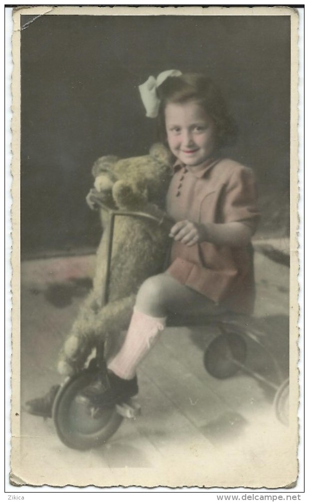 Real Photo.girl,toys,teddy Bear,cycling,Prilep - Anonieme Personen