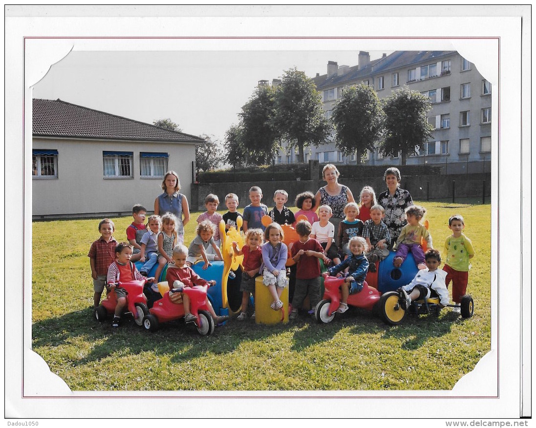 3 Photos école Maternelle René Monrose  à 71 Autun - Anonymous Persons