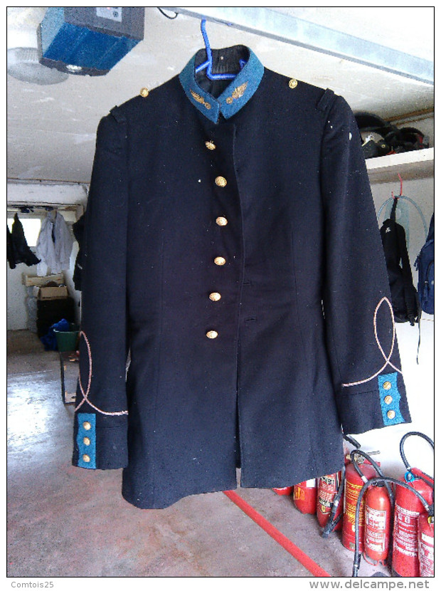 Veste Ancienne Ecole Militaire Soldat Ww1? - Uniforms