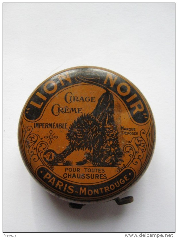 ANCIENNE ET RARE  BOITE METAL ORANGE  " LION NOIR ",PARIS,MONTROUGE,DIAM. 8 CM,CIRAGE - Boxes