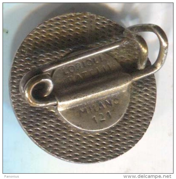 FIAT - Car Auto, Automobile, Vintage Pin  Badge, Enamel - Fiat